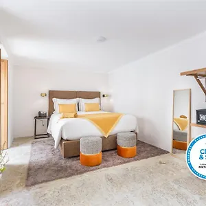  Apartamento With Portugal